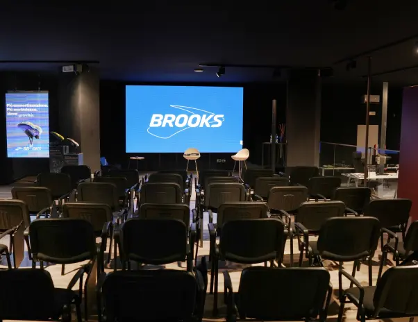 BROOKS_6